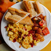 Huevos con Chorizo la Abuelita